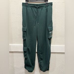 Better/Together Green Christmas "North Pole University" Cargo Joggers Size L